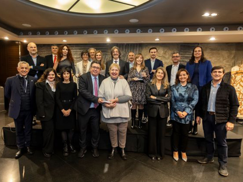 Fundación Grünenthal premia la labor de sensibilización en dolor crónico e infantil de los medios de comunicación